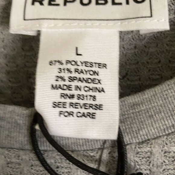 For the Republic waffle Crew Neck Puffer Sleeves - Picture 5 of 8